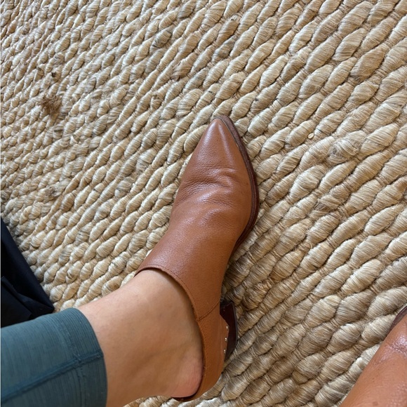 Dolce Vita Tan Leather Mules with Studded Heel - Picture 4 of 4